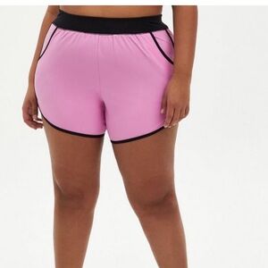 Torrid Active High-Rise 5 Inch
Swim Board Short With Brief size 2 NWT